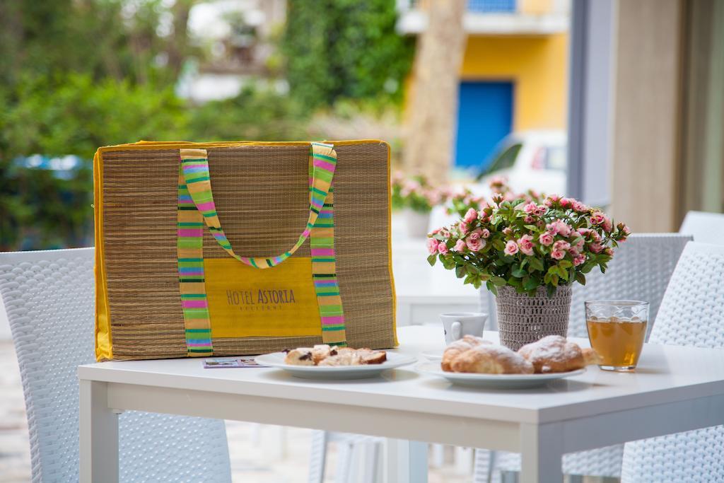 Hotel Astoria Riccione Exterior photo